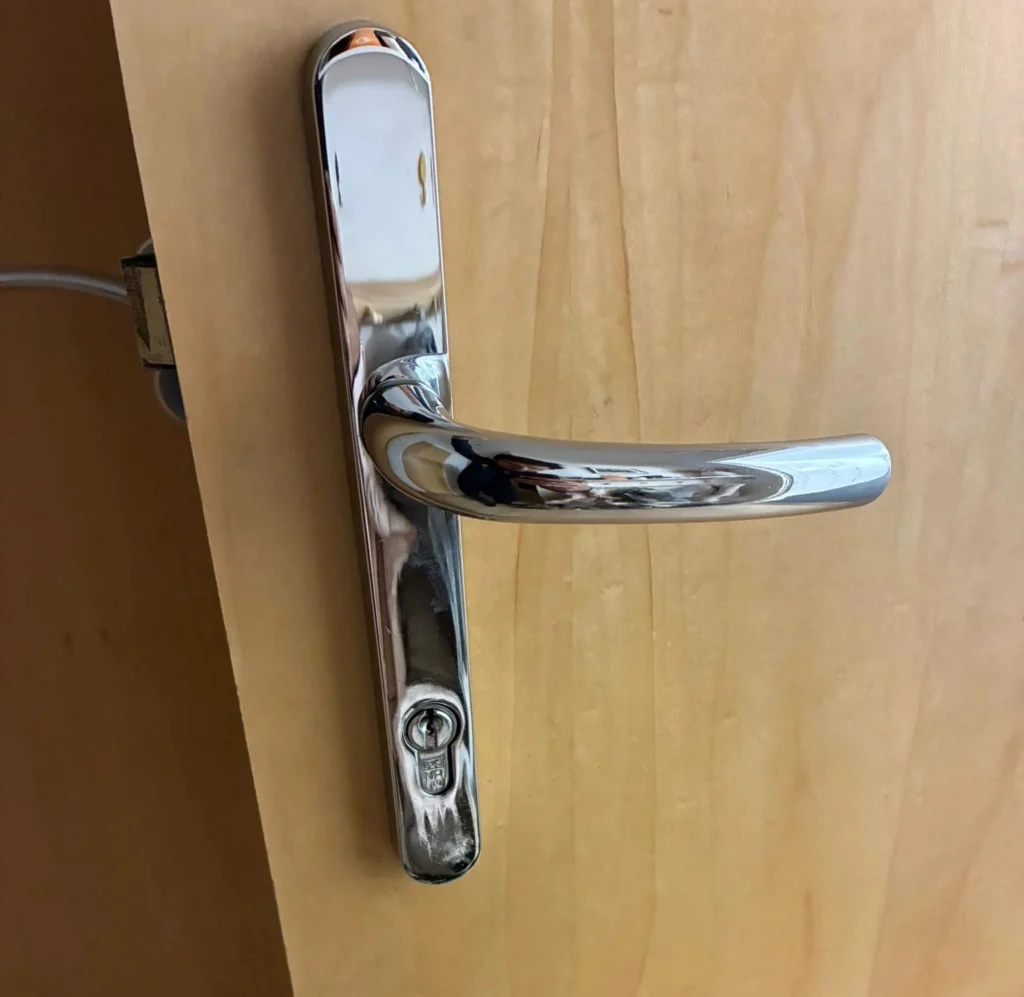 replacing a lock in royal wharf E16